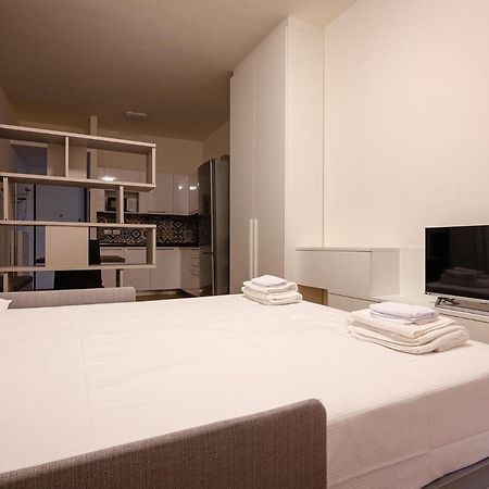 Ugo Bassi Lux Apartment Болонья Экстерьер фото